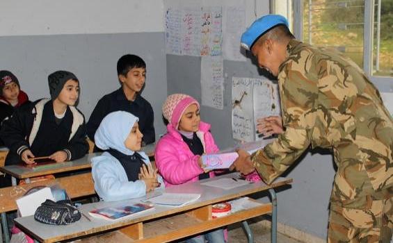 Beruntungnya Tentara TNI di Lebanon Didampingi Wanita Cantik (Foto) - IMG_30051.JPG