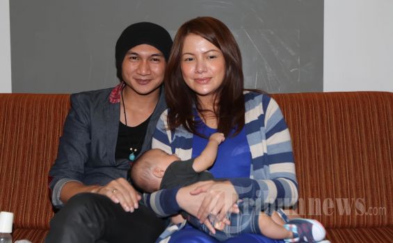 Kebahagiaan Anji Bersama Anak Istri Syukuri Penghargaan Best Vokal - 20121228_Anji_8963.jpg