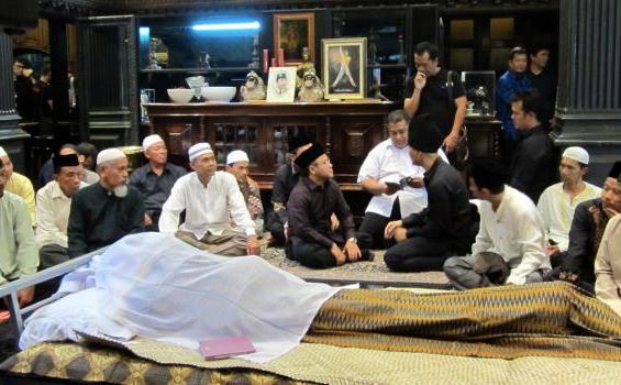 FOTO Ayah Ahmad Dhani Tutup Usia - dhani11.jpg