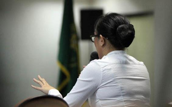 Ekspresi Angelina Sondakh di Sidang Nazaruddin (Foto) - ANGELINA_SONDAKH_TIPIKOR05.JPG