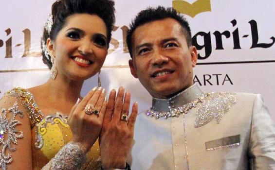 Foto-foto Anang Melamar Ashanty di Hotel Shangri La - ANANG_ASYANTI_TUNANGAN031.jpg