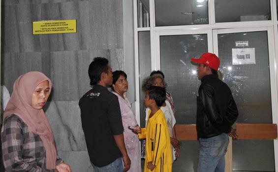 Ferdi Lolos Amuk Geng Motor setelah Lompati Pagar - 20120413_icu2_ok.jpg