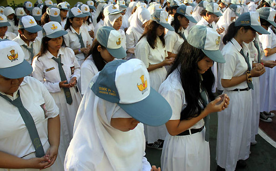 Suasana Pelaksanaan Ujian Nasional di Jakarta (FOTO) - Ujian_Nasional0001.jpg