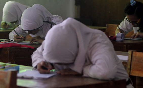 Suasana Pelaksanaan Ujian Nasional di Jakarta (FOTO) - Ujian_Nasional01.jpg