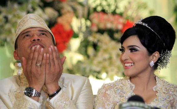 Kebahagiaan Anang dan Ashanty Usai Akad Nikah (Foto) - 20120512JEP06_Anang_Ashanty.jpg