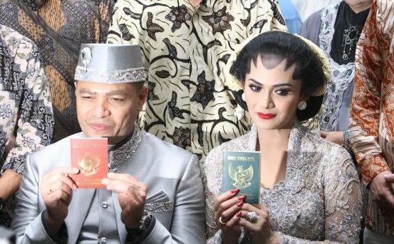 Keren Mana, Gaun Pengantin Anang-Ashanty VS KD-Raul? - 17.jpg