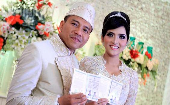 Keren Mana, Gaun Pengantin Anang-Ashanty VS KD-Raul? - anang.jpg