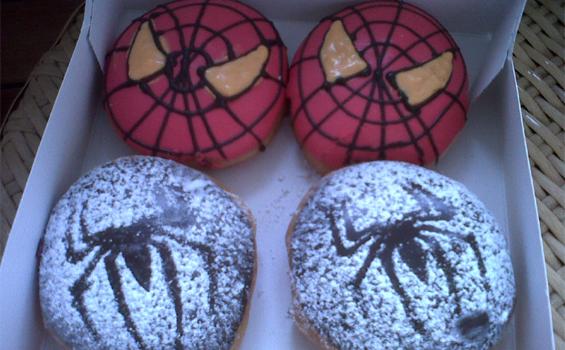 Ini Donat Berbentuk Spiderman, Rasanya Sesuatu Banget Deh! - spi21.jpg