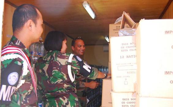 Tim SRI Berkumpul di  Gajah Mada Base UN Lebanon Selatan - 6.jpg