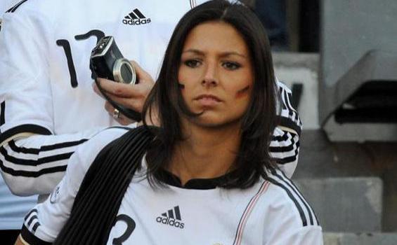 FOTO: Pesona WAGs di Euro 2012 - Silvia_Meichel.jpg