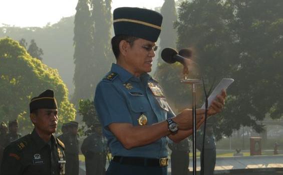 Agus Suhartono: Nila Setitik Maka Rusak Susu Sebelanga - 17.jpg