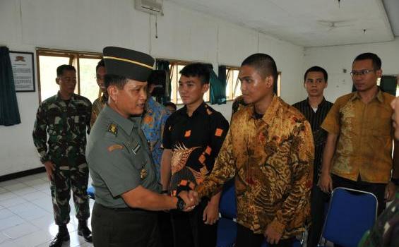 Ini Bentuk Pelatihan Mahasiswa Beasiswa TNI (Foto) - 17.jpg