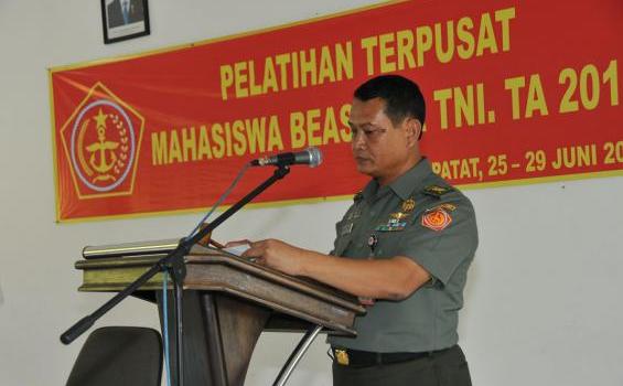 Ini Bentuk Pelatihan Mahasiswa Beasiswa TNI (Foto) - 23.jpg