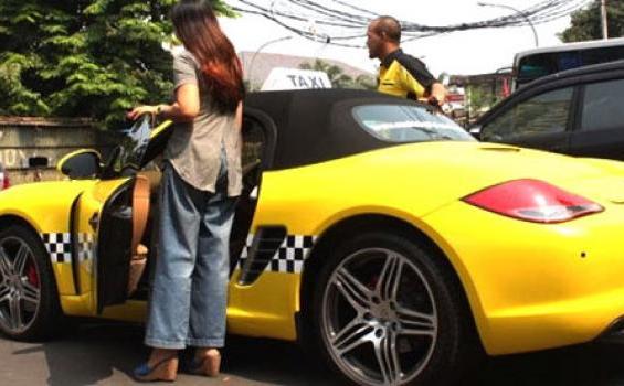 Ferrari dan Porsche Jadi Taksi di Jakarta - Untitled-1_copy.jpg