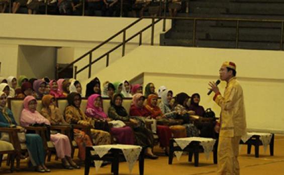 Koko Liem Ceramahi Anggota TNI soal Hikmah Puasa (Foto) - brita_4.jpg