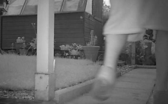 Bulu Kuduk Merinding,Perempuan Misterius Tertangkap Kamera - hantu2.jpg