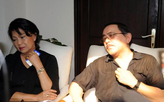 Akting Merokok, Rima Melati Tolak Bayaran Menggiurkan - empat.jpg