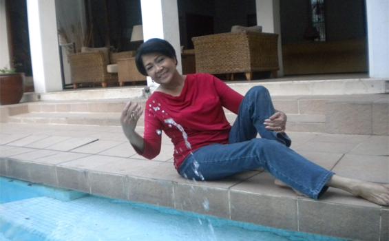 Akting Merokok, Rima Melati Tolak Bayaran Menggiurkan - tigatiga.jpg