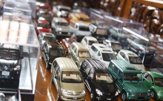 Inilah Parcel Miniatur Mobil Pas Buat Penggemar Otomotif - 180003_1864374057068_5651945_n.jpg