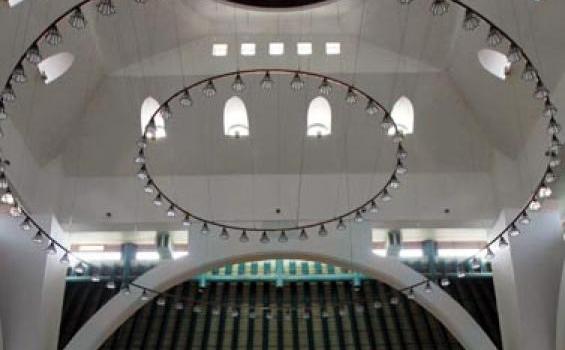 Masjid Agung Semarang, Adopsi Kemegahan Masjid Nabawi - Masjid_Agung_Jateng5.jpg