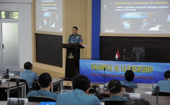 Ada Pasis asal Amerika Serikat Berguru di Seskoal (Foto) - 1bp.jpg