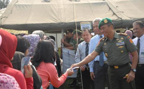 Kostrad Gelar Pasar Murah Bareng Bank Mandiri - pasar_murah.jpg