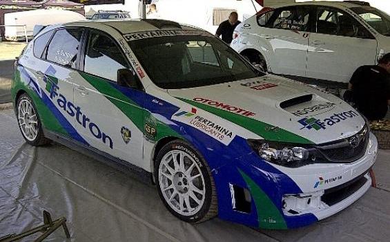 Lolos Scrutineering, Rifat Sungkar Siap Bertarung - FWRT_Germany_-_Car_2.jpg