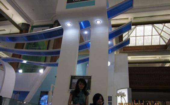 Perempuan Cantik Sesaki Pameran Infrastuktur di JCC (Foto) - cantik_01.jpg