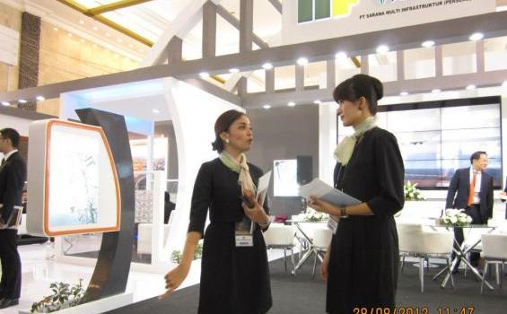 Perempuan Cantik Sesaki Pameran Infrastuktur di JCC (Foto) - cantik_02.jpg