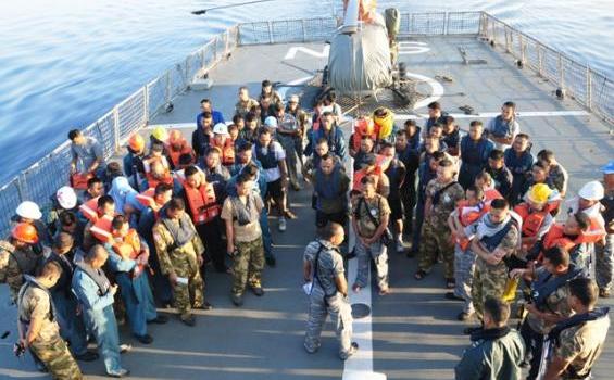Prajurit Tampan Tunjukkan Seaman Brotherhood (Foto) - 33.jpg