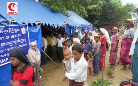 Tim Medis MER-C Dapat Pengawalan Ketat dari Tentara Myanmar - Clinic_(Rohingya)_Camp.jpg