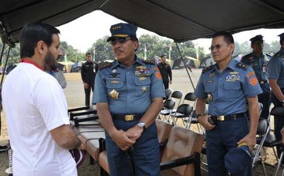 Penerjun Cantik Salaman dengan Panglima TNI (Foto) - _DSC6880.JPG