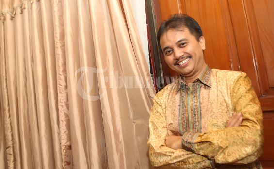 FOTO-FOTO: Eksklusif Roy Suryo Bersama Istrinya Ismarindayani Priyanti - 20130115_Roy_Suryo_70872.jpg