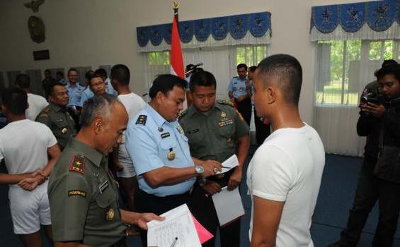 16 Calon Perwira Penerbang Dinyatakan Lulus Seleksi Tingkat Pusat - 115.jpg