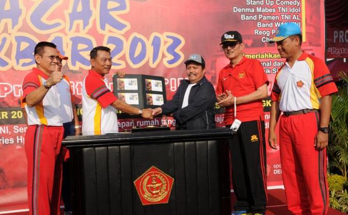 Kini Hadir Perangko TNI Seri Kontingen Garuda - DSC_0416.JPG
