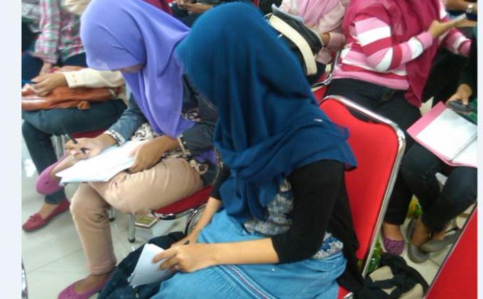 Saat Wartawan Melihat Musibah, Harusnya Meliput Atau Menolong Dulu?  - gb41.jpg