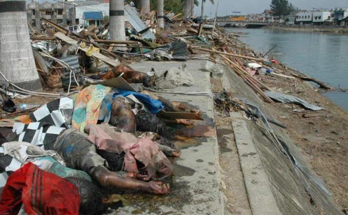 Tsunami Hempas Aceh, Hari Ini, Sembilan Tahun Silam - Untitled-15.jpg