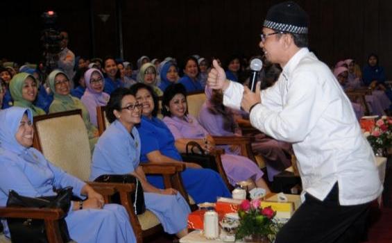 Dr Boyke, Ustadz Wijayanto Bahas Seks dan Menopause di Mabes TNI (Foto) - 54.jpg