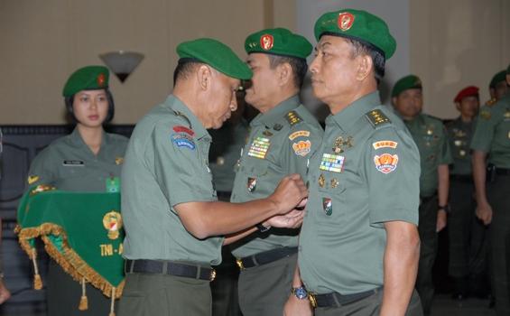 Kasad TNI: Pak Moeldoko Orang Terbaik di Kelasnya - KS_(56).JPG