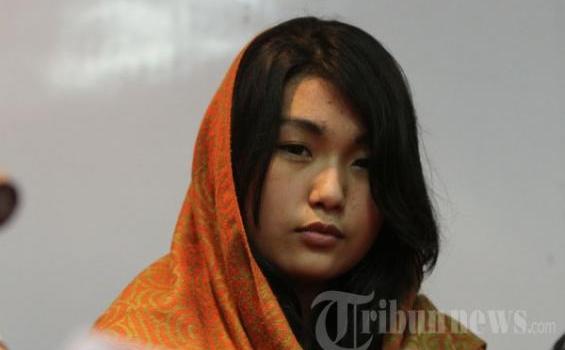 FOTO-FOTO: Maharani Suciyono Meminta Maaf - 20130205_Maharani_Suciyono_Jumpa_Pers_011.jpg