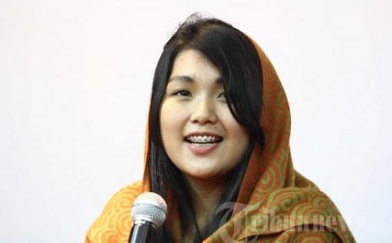 FOTO-FOTO: Maharani Suciyono Meminta Maaf - 20130205_Maharani_Suciyono_Jumpa_Pers_052.jpg