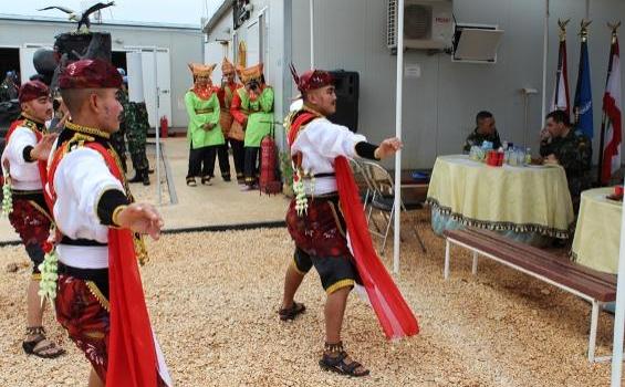 Selain Hebat Bertempur, Prajurit TNI Piawai Menari di Lebanon (Foto) - IMG_7632.JPG