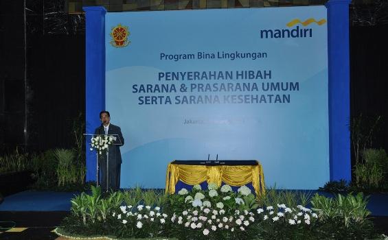 Foto Ambulans Bantuan Bank Mandiri ke Kostrad Senilai Rp 1,62 Miliar - bantuan_3_ambulance_dari_pt_bank_mandiri_(2).jpg