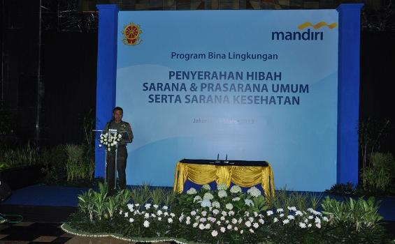 Foto Ambulans Bantuan Bank Mandiri ke Kostrad Senilai Rp 1,62 Miliar - bantuan_3_ambulance_dari_pt_bank_mandiri_(3).jpg