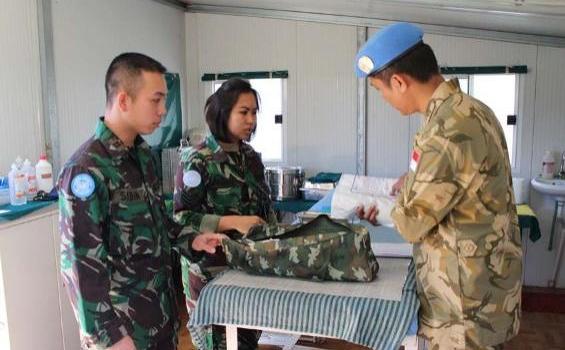 Foto: Peralatan Tentara Cantik asal Indonesia Diperiksa di Lebanon - IMG_9392.JPG