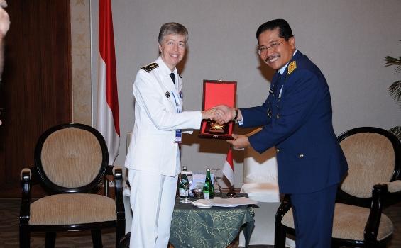 Foto: Empat Pejabat Militer Ini Bertemu Kasum TNI di JCC - 118.jpg