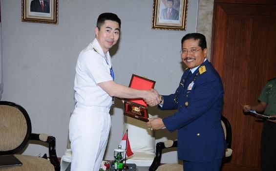 Foto: Empat Pejabat Militer Ini Bertemu Kasum TNI di JCC - DSC_8554.JPG