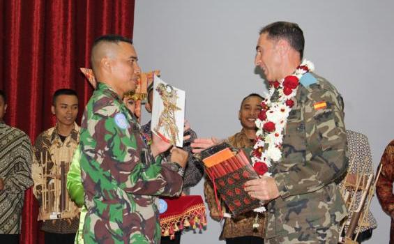 Tari Pendet Sertu Dessi Pukau Ratusan Penonton di Lebanon Selatan - IMG_0085.JPG