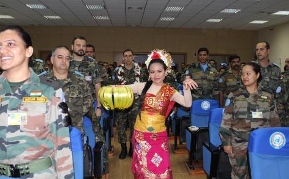 Tari Pendet Sertu Dessi Pukau Ratusan Penonton di Lebanon Selatan - IMG_9991.JPG