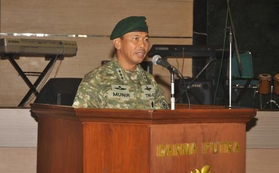 Foto: Sungguh Sederhana Perayaan HUT Ke-52 Kostrad Tahun Ini - hutkostrad52-2013-5.jpg